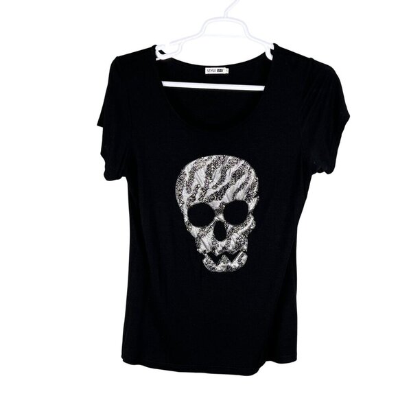 Black Skull 3D Graphic T-Shirt Womens XL Goth Biker Punk Edgy Alternative Top - Picture 6 of 13